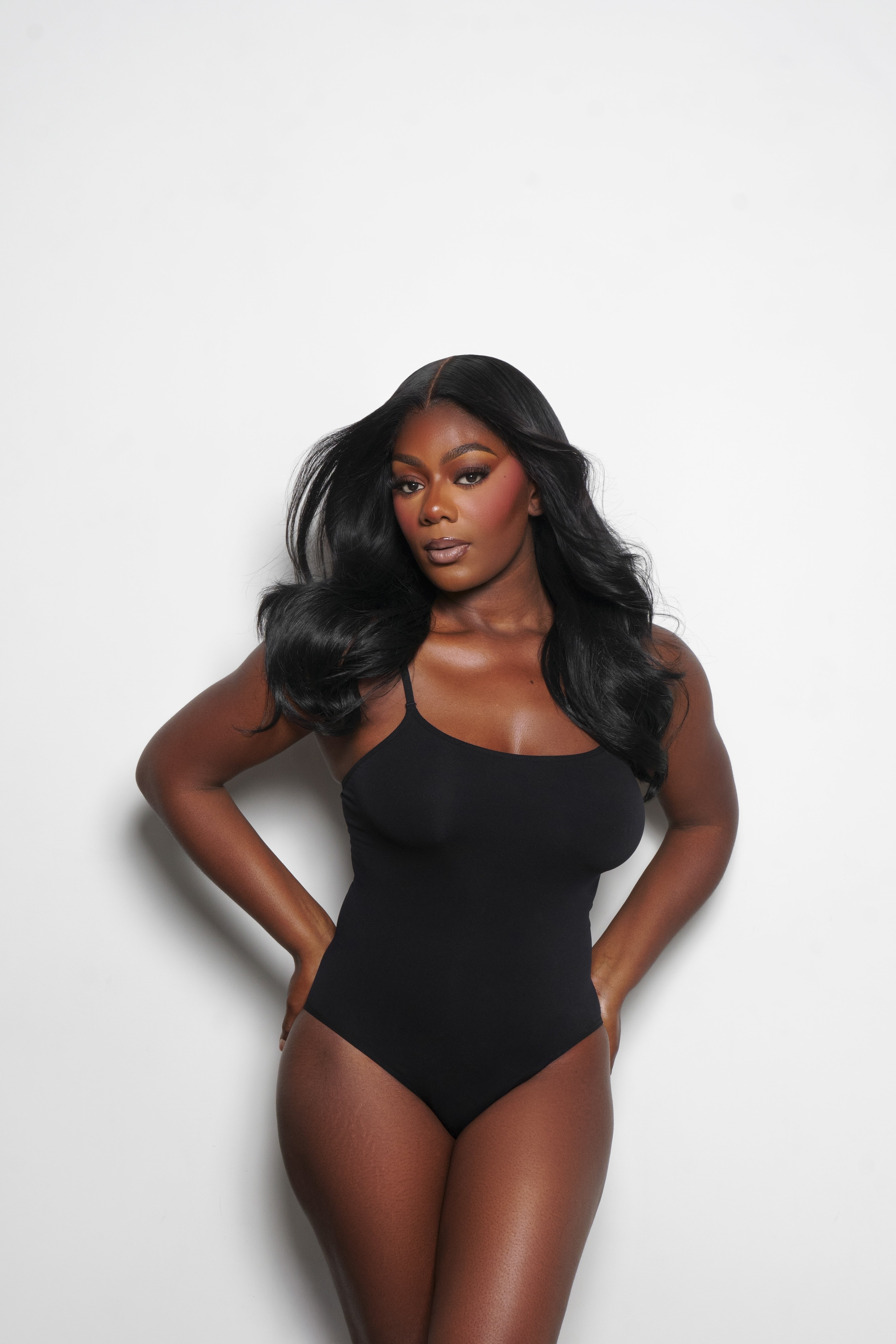 CLOSURES & FRONTALS